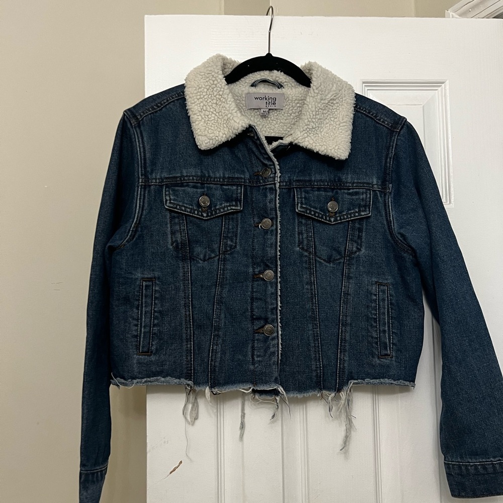 Women's Denim Jacket with Sherpa Collar